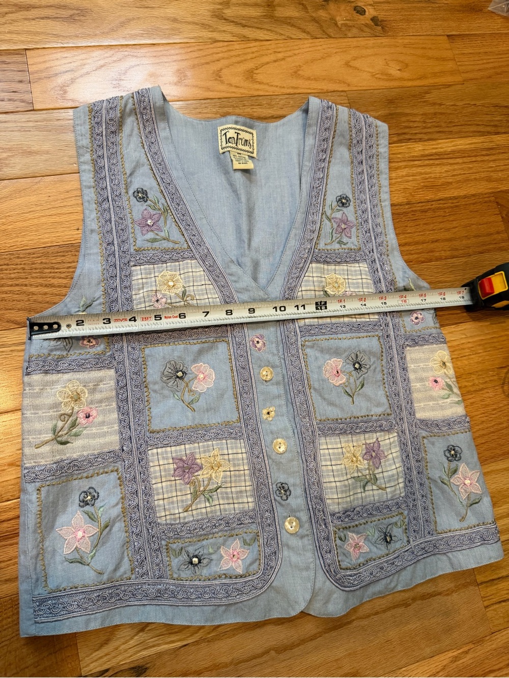 Light Blue Embroidered Floral Patchwork Button Front Vest - Picture 5 of 8